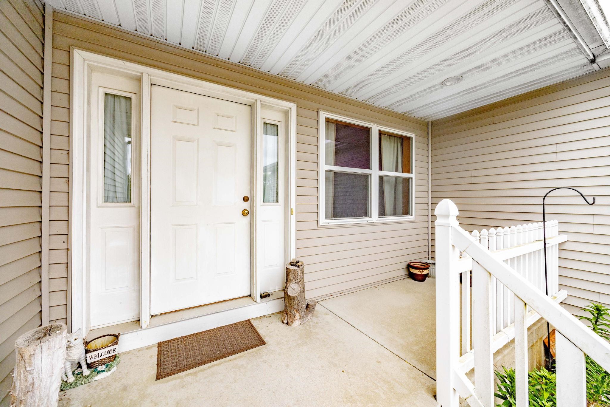 1229 West Blooming Field Whitewater, WI 53190 - Photo 3 of 24