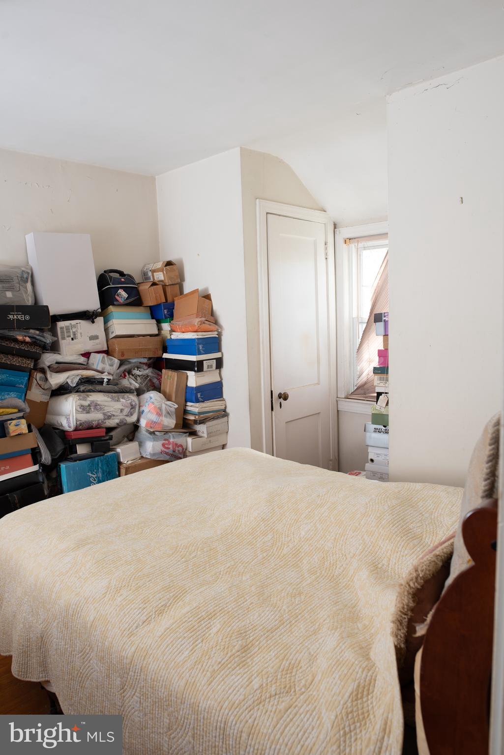 2102 Brighton Road Hyattsville, MD 20782 - Photo 22 of 27 Owner Bedroom - generous size
