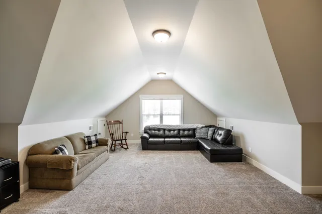 $672,000 | 725 North Russell Street, Portland, TN 37148