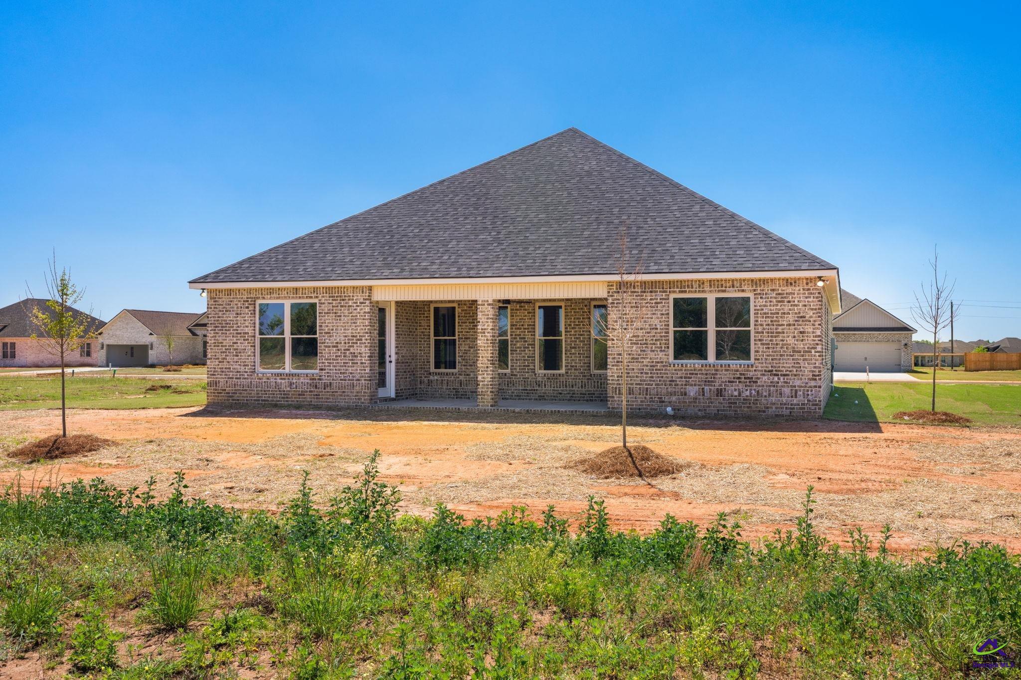 211 Farmland Circle Perry, GA 31069 - Photo 4 of 49