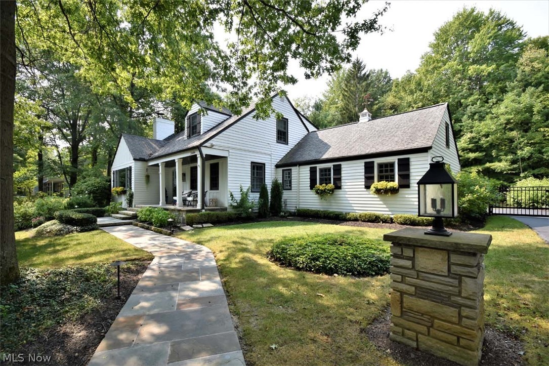 2886 Lander Road Cleveland, OH 44124 - Photo 1 of 35