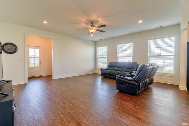 $399,000 | 5355 Bloomsbury Court, Newburgh, IN 47630