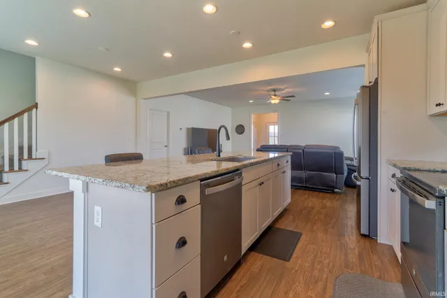 $399,000 | 5355 Bloomsbury Court, Newburgh, IN 47630