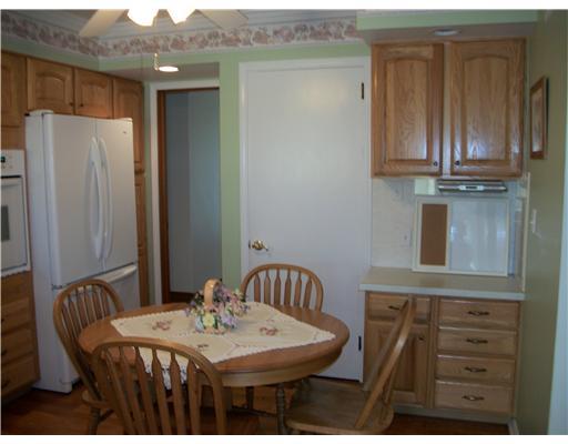 525 Old Waynesburg Road Carmichaels, PA 15320 - Photo 6 of 18 Kitchen.