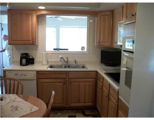 525 Old Waynesburg Road Carmichaels, PA 15320 - Photo 7 of 18 Kitchen.