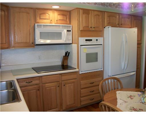 525 Old Waynesburg Road Carmichaels, PA 15320 - Photo 8 of 18 Kitchen.