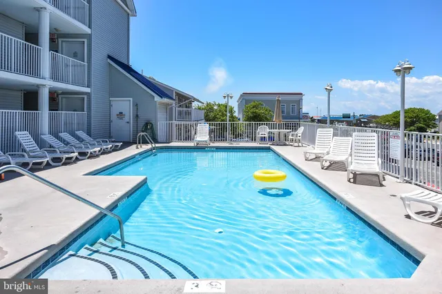 a view of ocean with city view