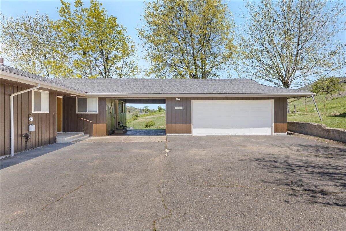 3555 Payne Road Medford, OR 97504 - Photo 27 of 46 05-CI_4241