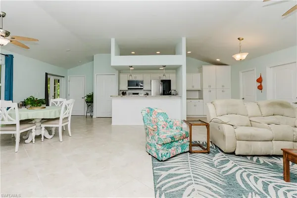 $2,750 | 11693 Oakland Drive, Bokeelia, FL 33922