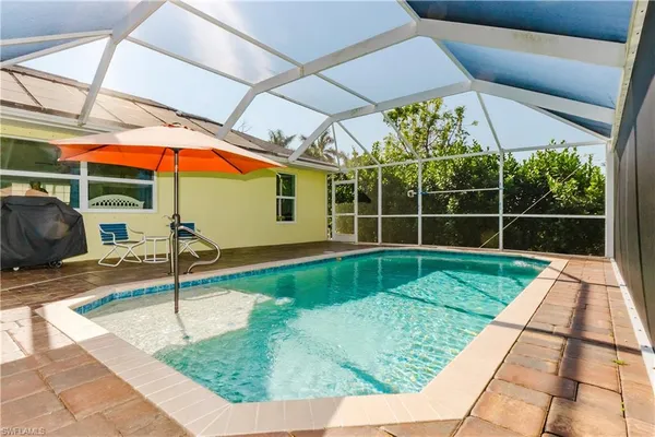 $2,750 | 11693 Oakland Drive, Bokeelia, FL 33922