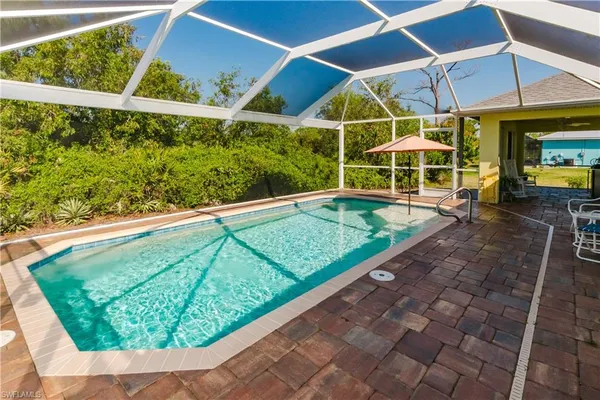 $2,750 | 11693 Oakland Drive, Bokeelia, FL 33922