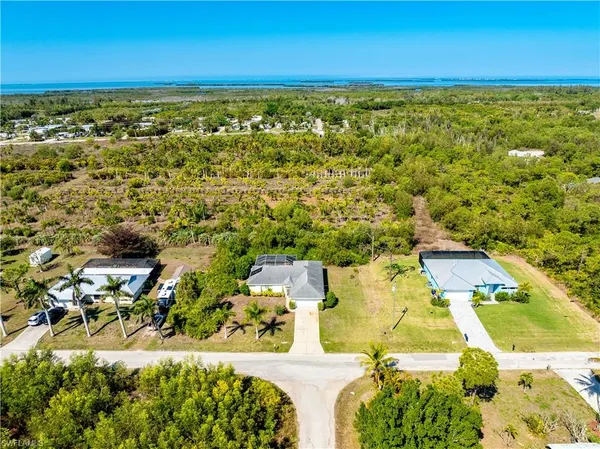 $2,750 | 11693 Oakland Drive, Bokeelia, FL 33922