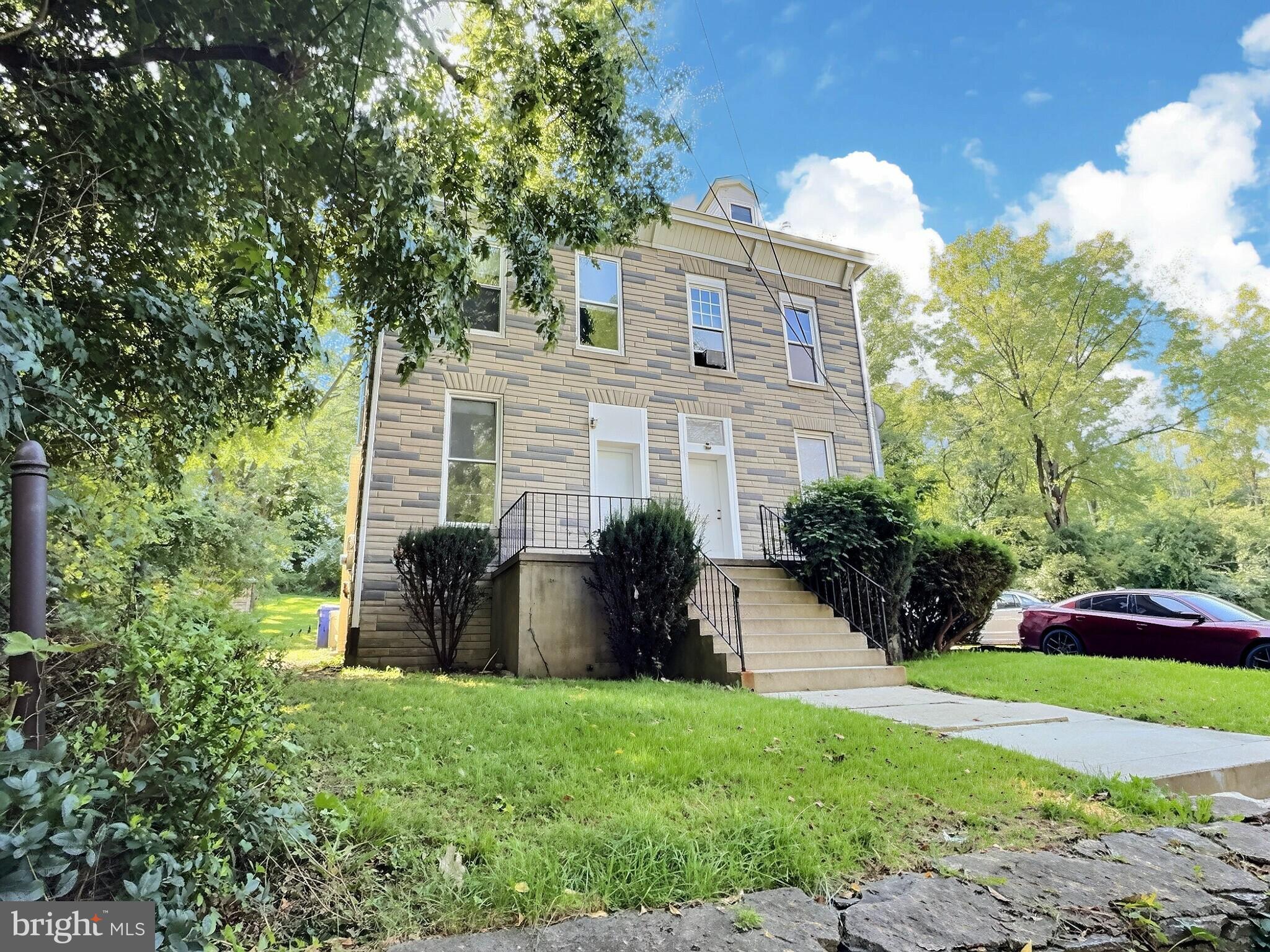 610 Old Wyomissing Road Reading, PA 19611 - Photo 1 of 37 Gallery Image 1