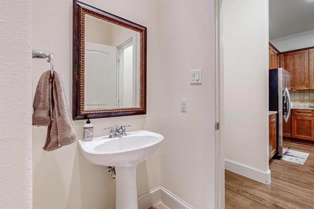 1600 Abrams Road, Unit 39 Dallas, TX 75214 - Photo 32 of 37
