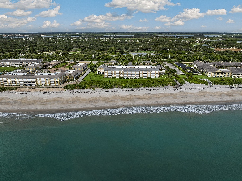 450 Beach Road, Unit 323 Vero Beach, FL 32963 - Photo 27 of 33