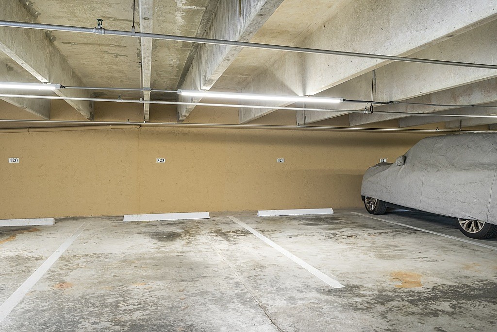 450 Beach Road, Unit 323 Vero Beach, FL 32963 - Photo 32 of 33