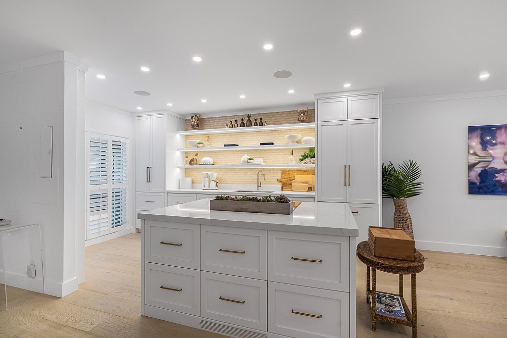 450 Beach Road, Unit 323 Vero Beach, FL 32963 - Photo 10 of 33