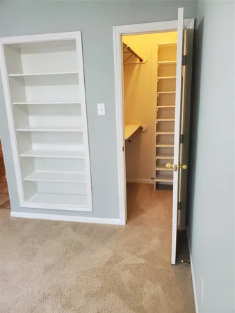 $2,100 | 2715 Falling Forest Court, Richmond, TX 77406