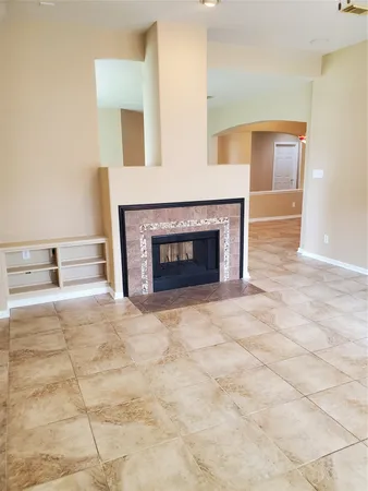 $2,100 | 2715 Falling Forest Court, Richmond, TX 77406