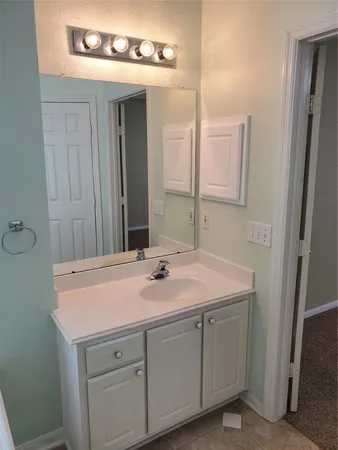 $2,100 | 2715 Falling Forest Court, Richmond, TX 77406