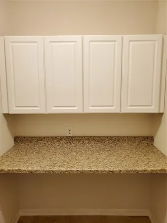 $2,100 | 2715 Falling Forest Court, Richmond, TX 77406