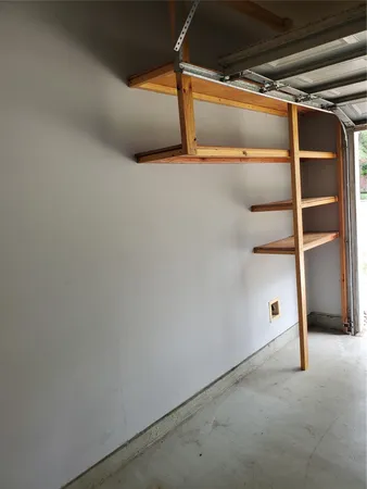 $2,100 | 2715 Falling Forest Court, Richmond, TX 77406