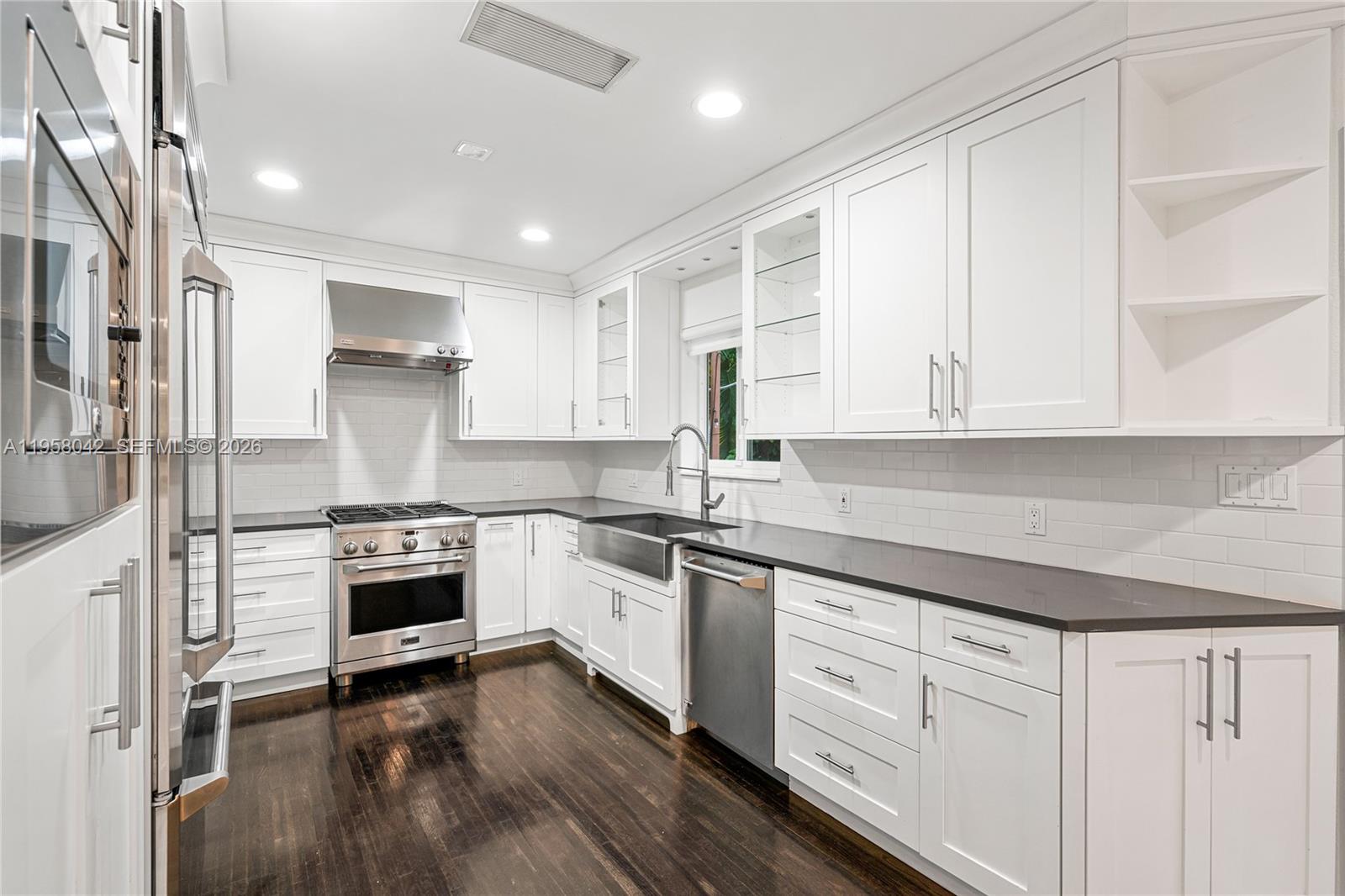 3505 Crystal View Court Miami, FL 33133 - Photo 26 of 53