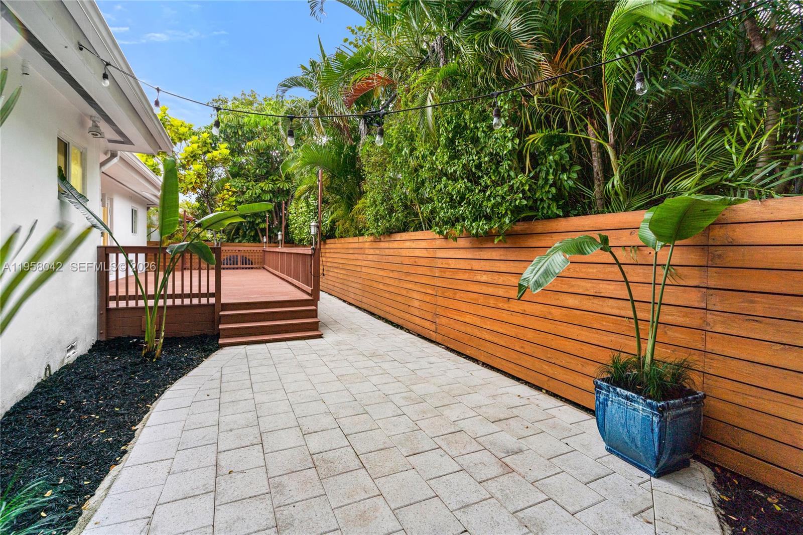 3505 Crystal View Court Miami, FL 33133 - Photo 6 of 53