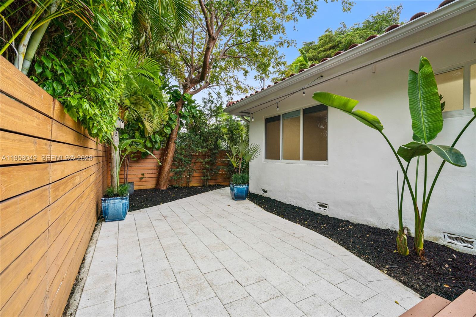 3505 Crystal View Court Miami, FL 33133 - Photo 7 of 53