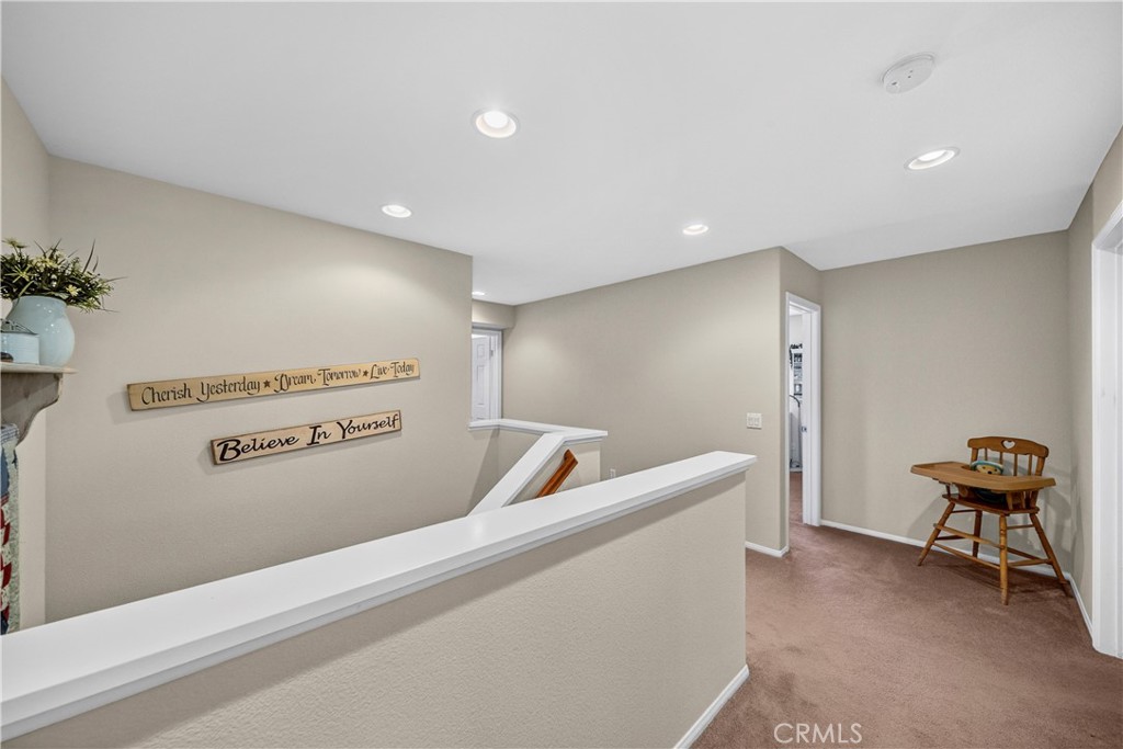 22262 Trinity Place Saugus, CA 91390 - Photo 46 of 76 Upstairs Hallway