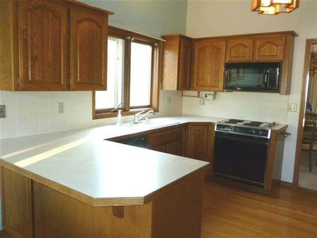 9609 North Ridgecrest Drive Spokane, WA 99208 - Photo 2 of 20 Gallery Image 2