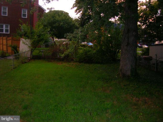 3703 Ridgecroft Road Baltimore, MD 21206 - Photo 17 of 18 Backyard