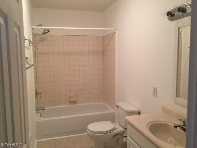 140 Ridge Street Jonesville, NC 28642 - Photo 10 of 12 Gallery Image 10