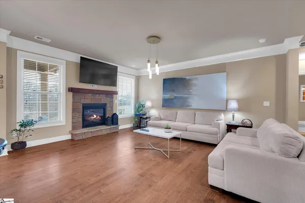 $525,000 | 19 Wood Hollow Circle, Greer, SC 29650