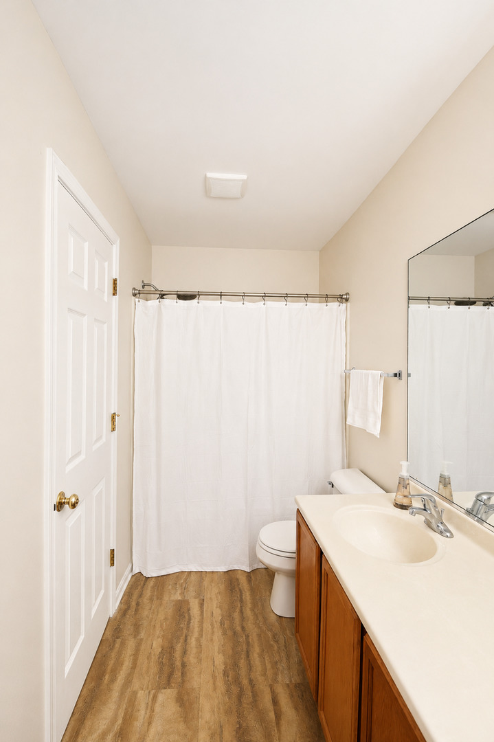 58 Rolling Oaks Road, Unit B Sugar Grove, IL 60554 - Photo 15 of 21