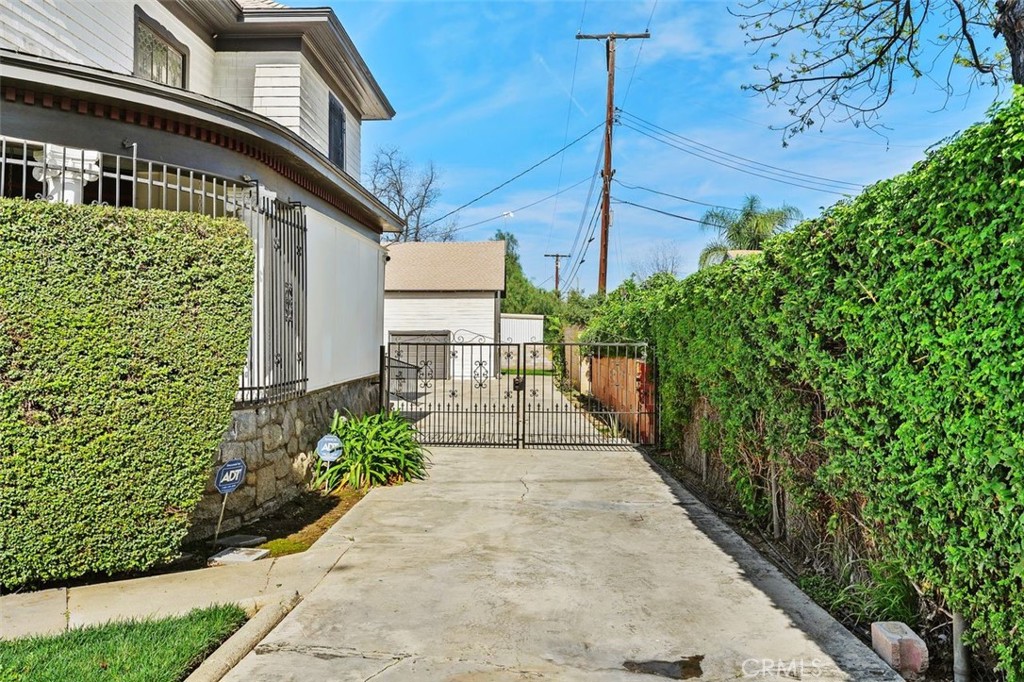 4771 Victoria Avenue Riverside, CA 92507 - Photo 32 of 40