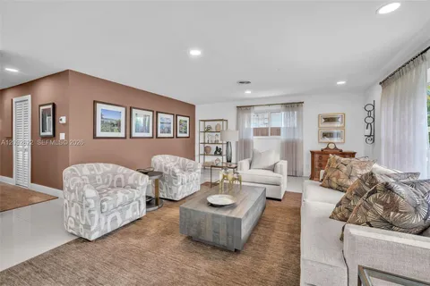 $900,000 | 2104 Northeast 63rd Street, Fort Lauderdale, FL 33308