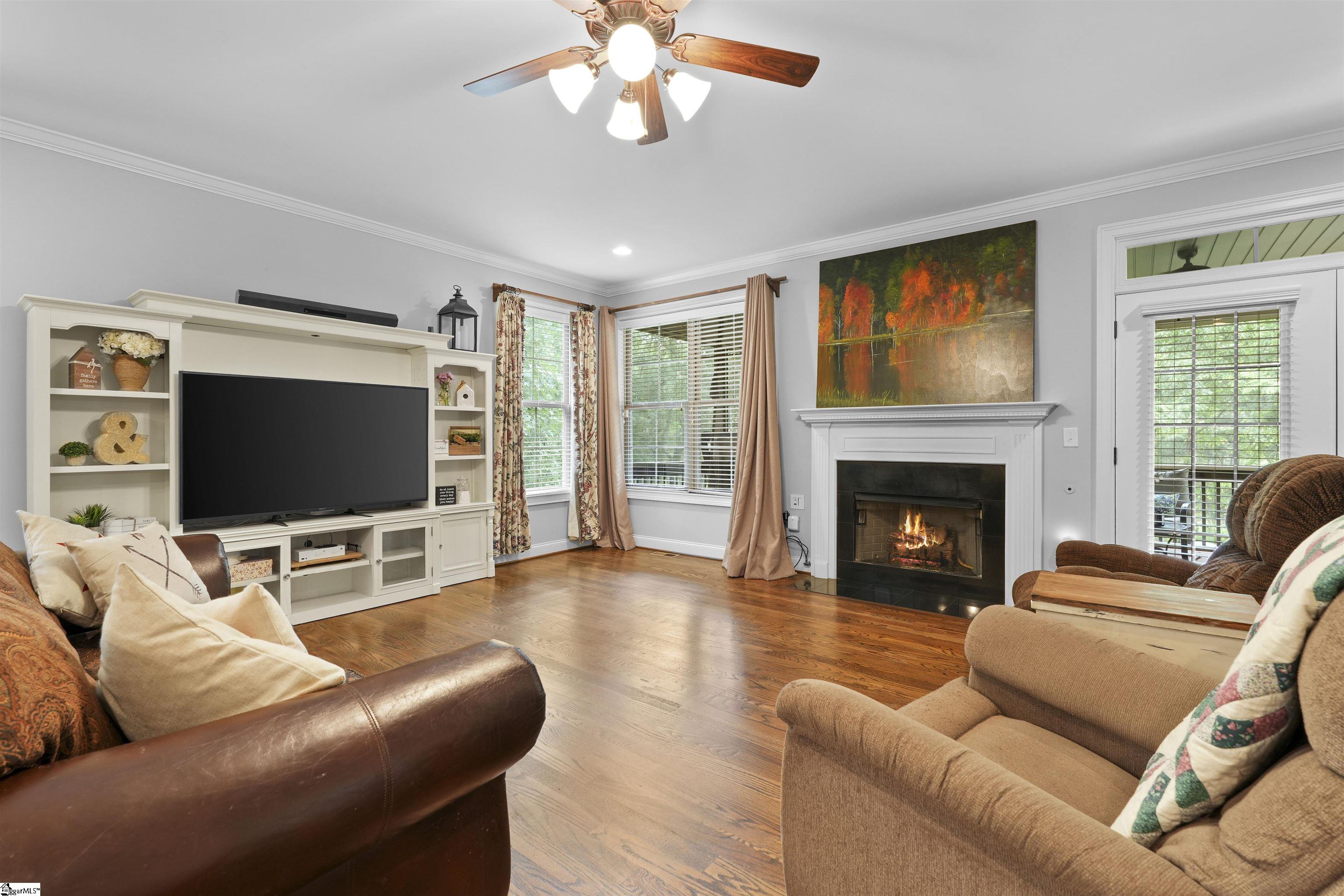 621 Sulphur Springs Road Greenville, SC 29617 - Photo 12 of 36 Gallery Image 12