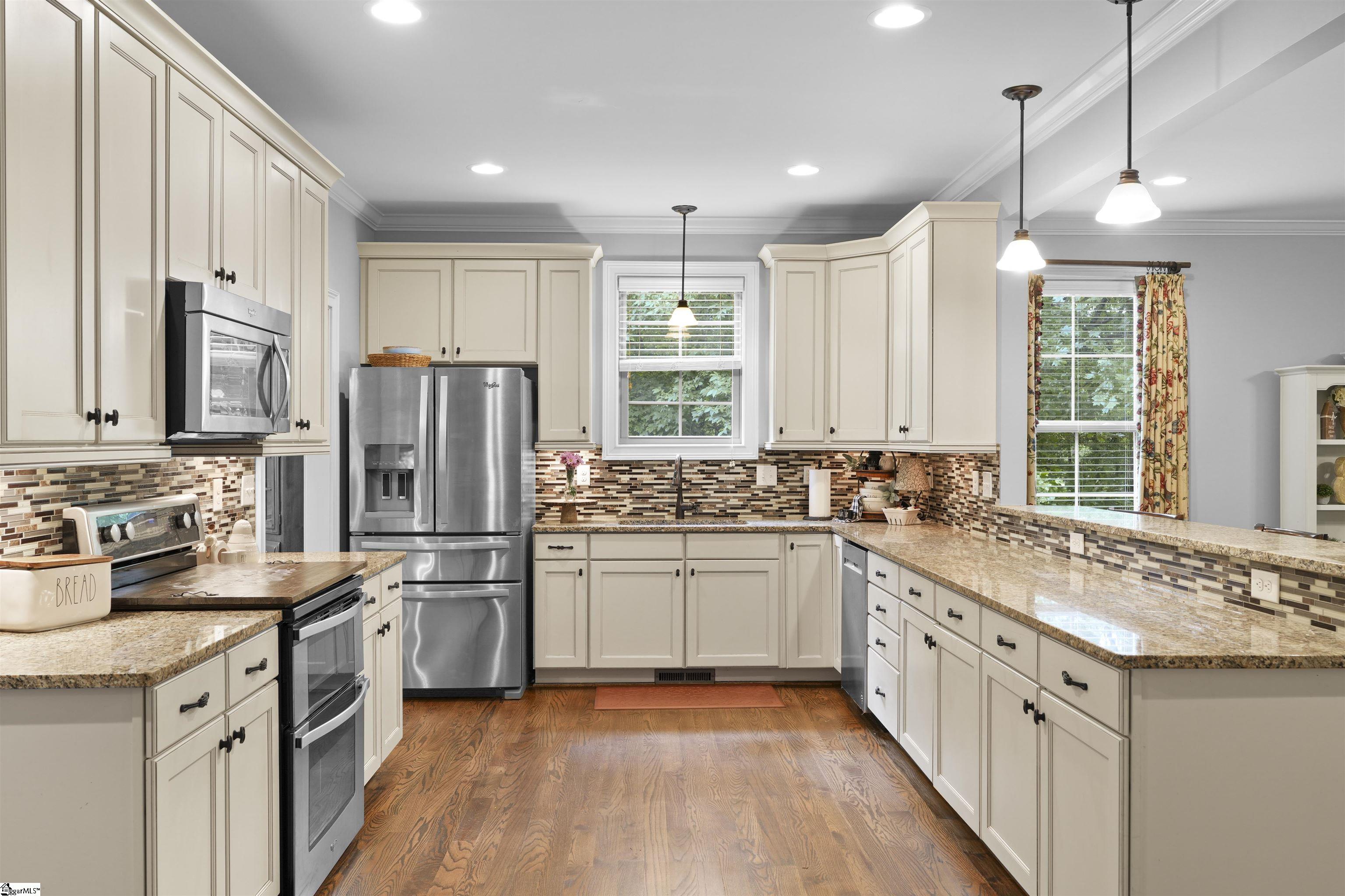 621 Sulphur Springs Road Greenville, SC 29617 - Photo 10 of 36 Gallery Image 10
