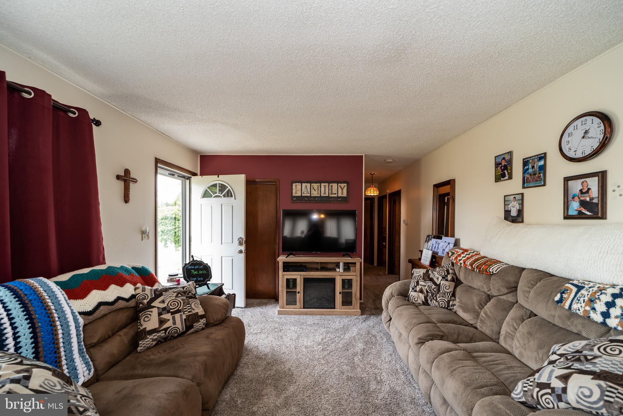 274 Wheat Road Vineland, NJ 08360 - Photo 4 of 28 Gallery Image 4