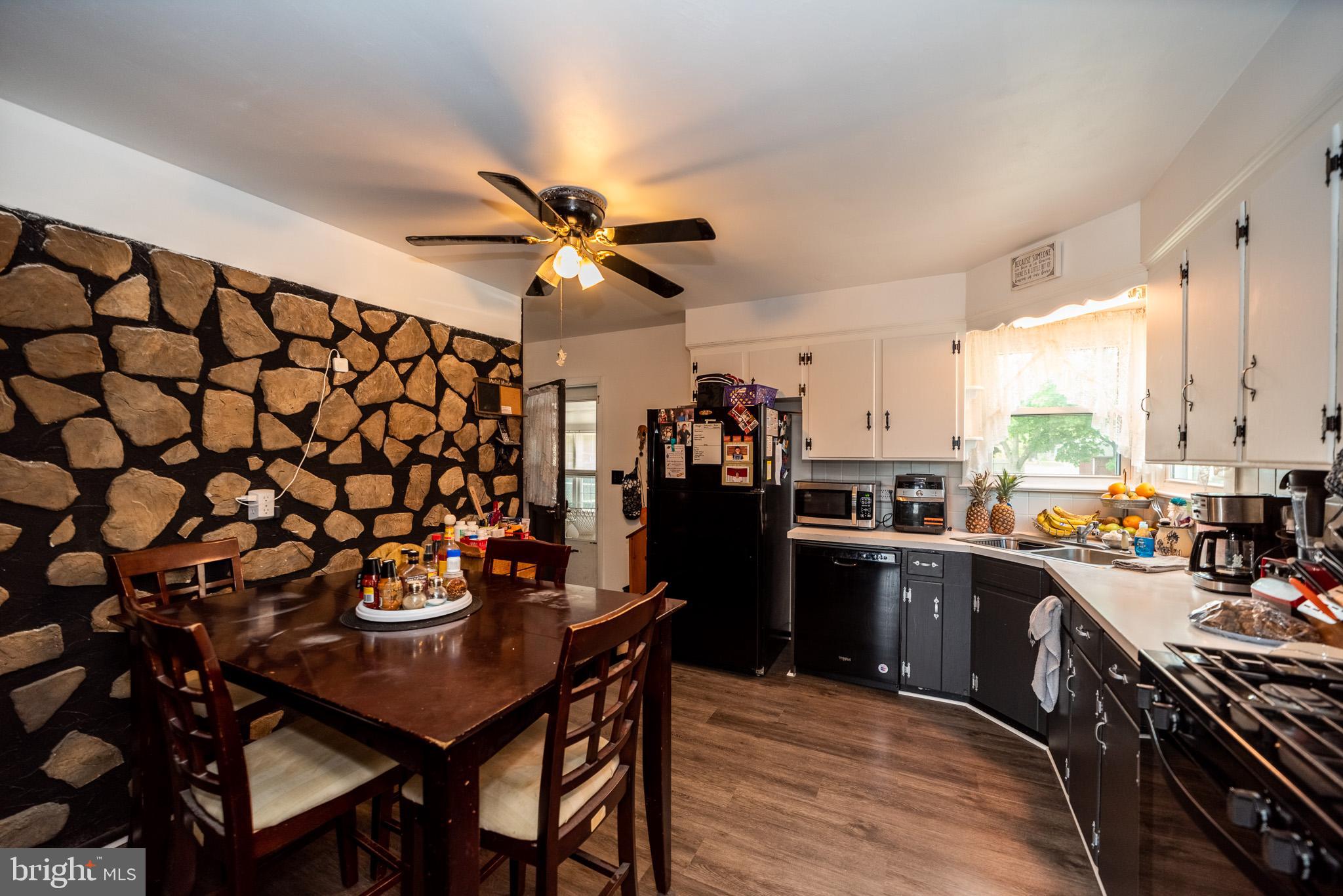 274 Wheat Road Vineland, NJ 08360 - Photo 10 of 28 Gallery Image 10