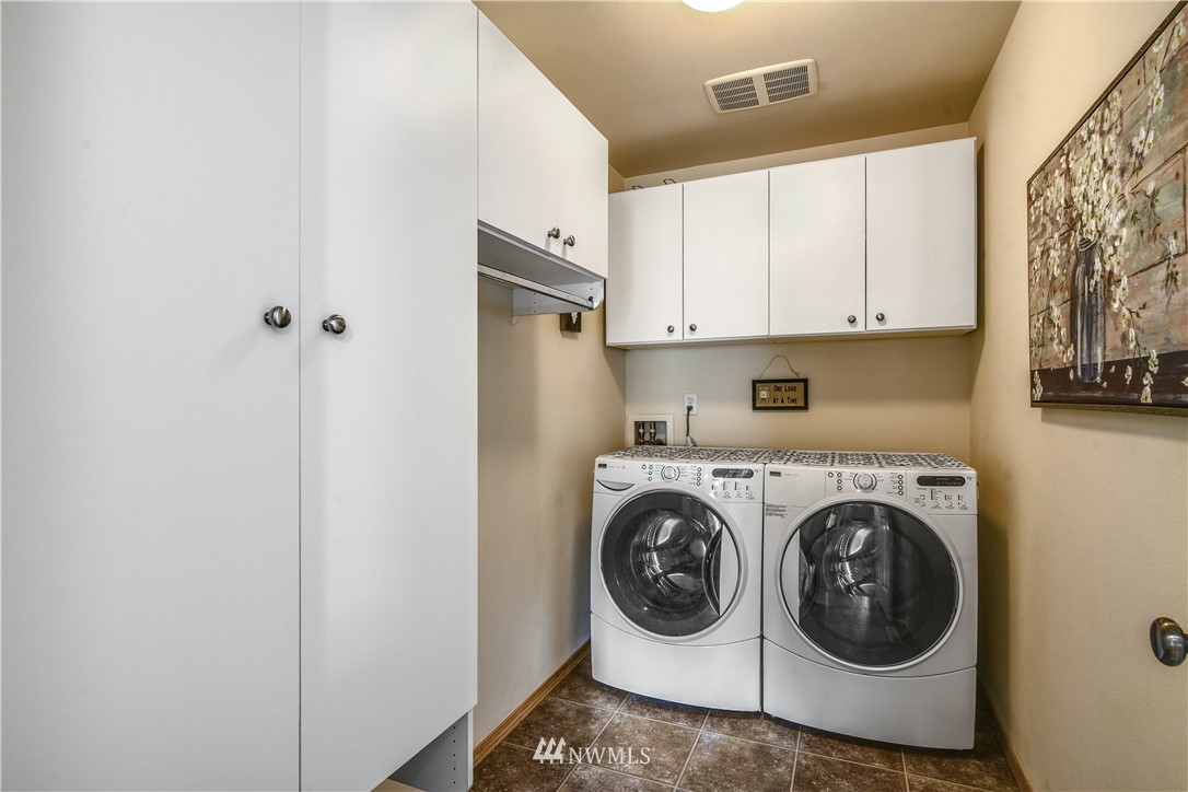 320 Shadow Place Southeast Renton, WA 98059 - Photo 20 of 27