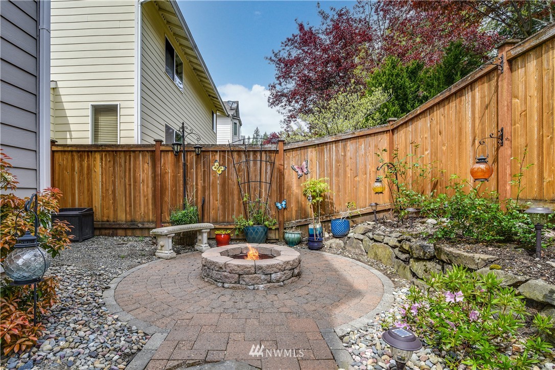 320 Shadow Place Southeast Renton, WA 98059 - Photo 21 of 27