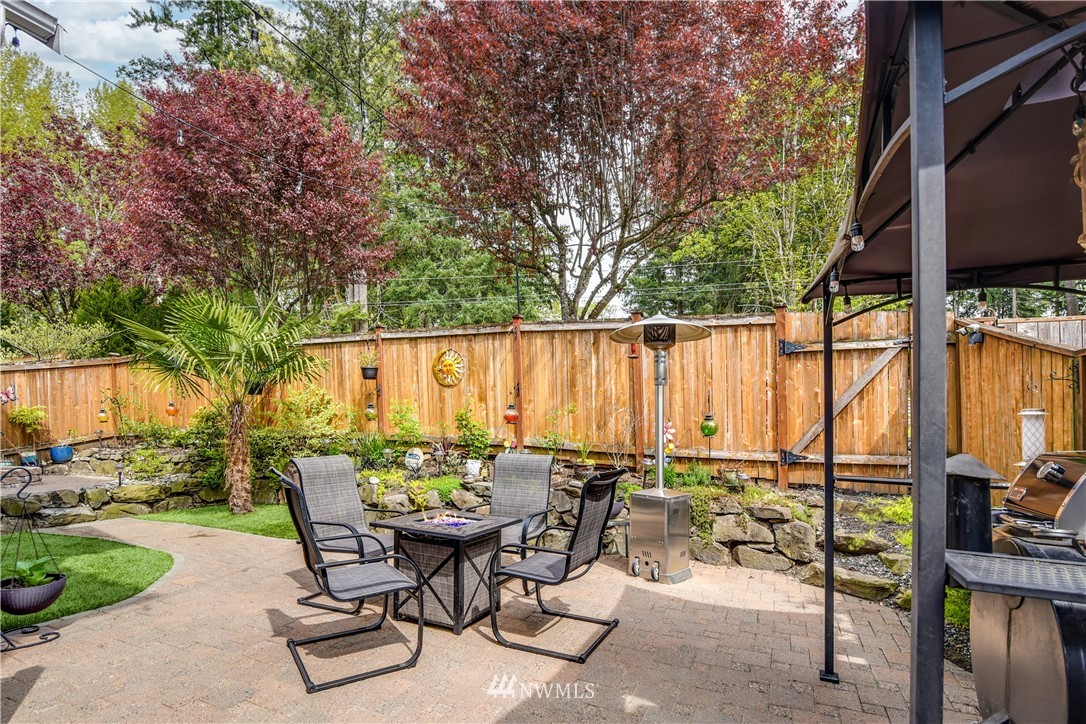 320 Shadow Place Southeast Renton, WA 98059 - Photo 23 of 27
