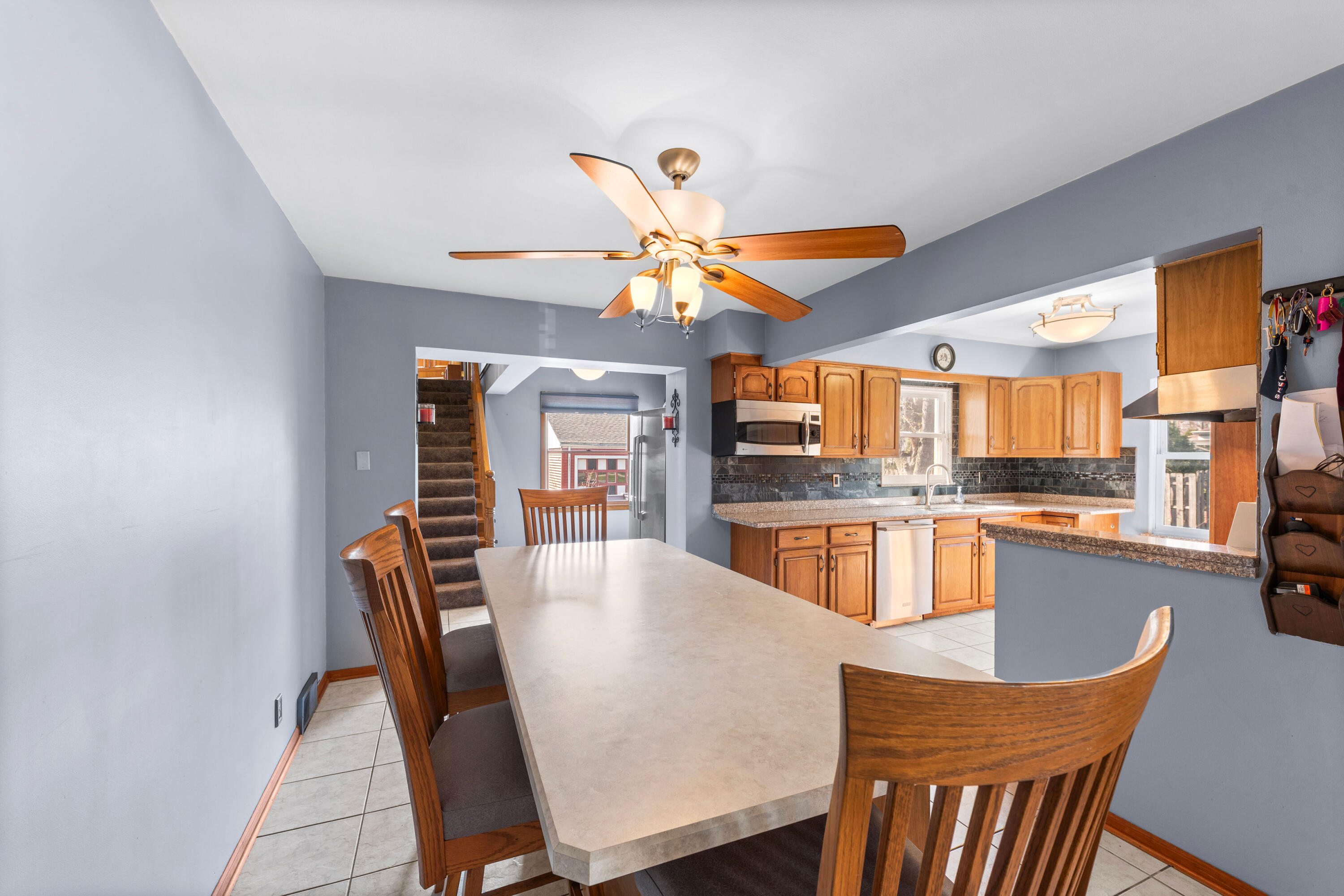 7204 Knickerbocker Parkway Hammond, IN 46323 - Photo 7 of 19 3000x2001