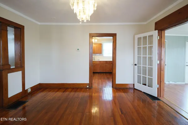 $299,900 | 304 West Lincoln Road, Alcoa, TN 37701