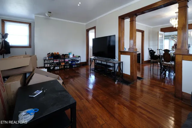 $299,900 | 304 West Lincoln Road, Alcoa, TN 37701