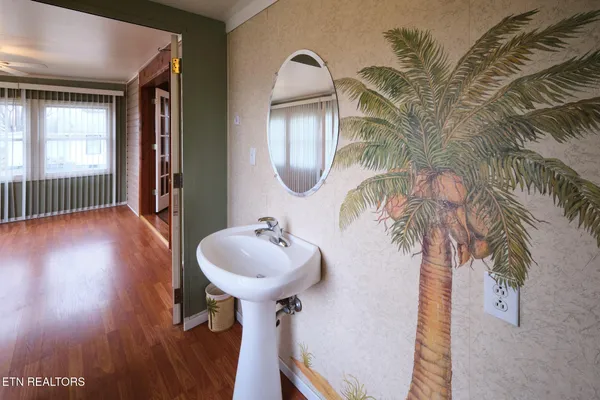 $299,900 | 304 West Lincoln Road, Alcoa, TN 37701