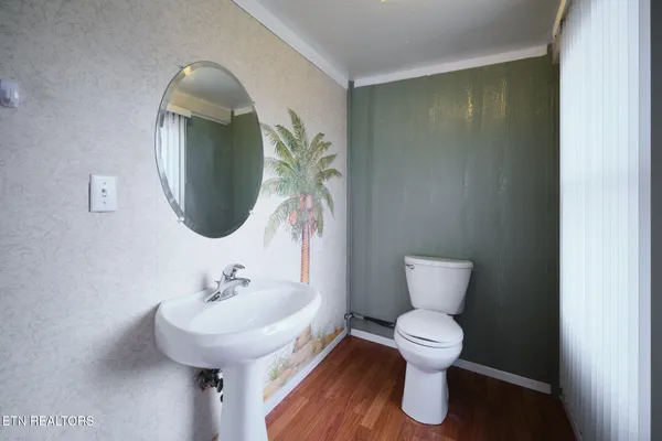 $299,900 | 304 West Lincoln Road, Alcoa, TN 37701