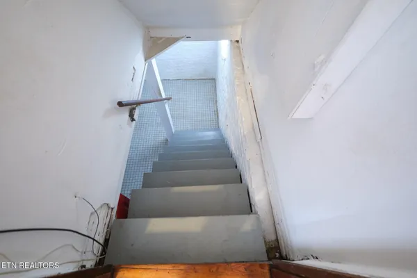 $299,900 | 304 West Lincoln Road, Alcoa, TN 37701